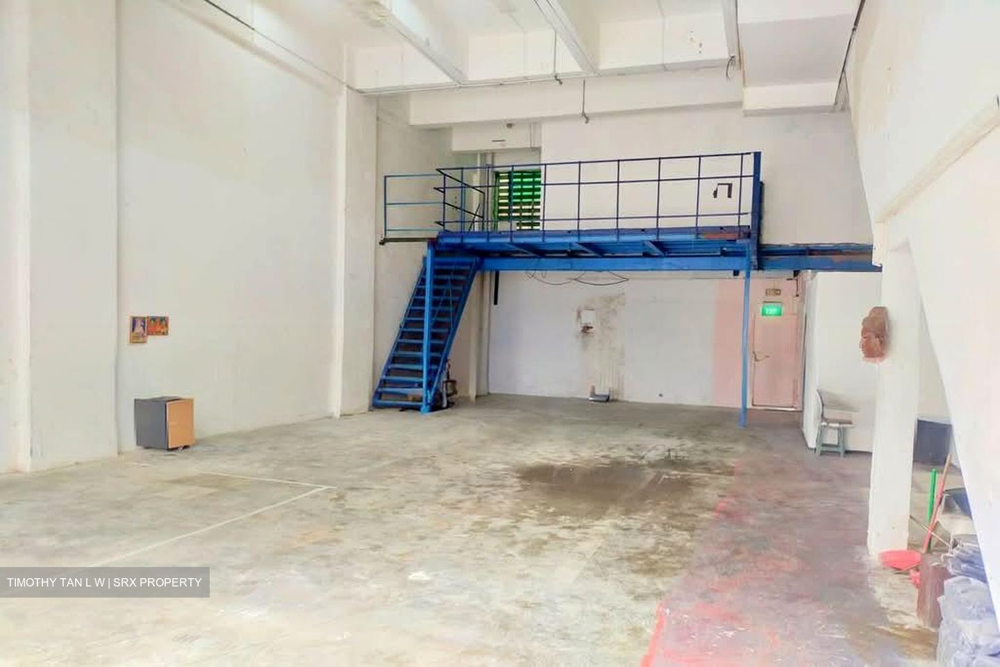 Civic Terrace Warehouse (D14), Factory #597566361